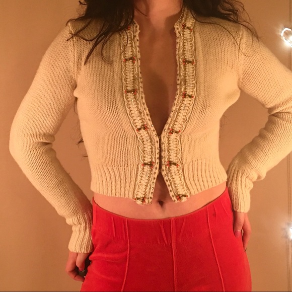 🕯❄️ Beaded Cardigan ❄️🕯 - Picture 2 of 8